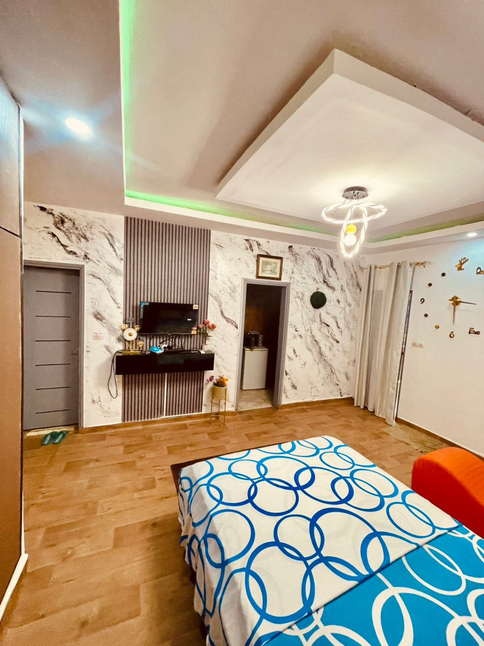 Studio meublé à ste Monique