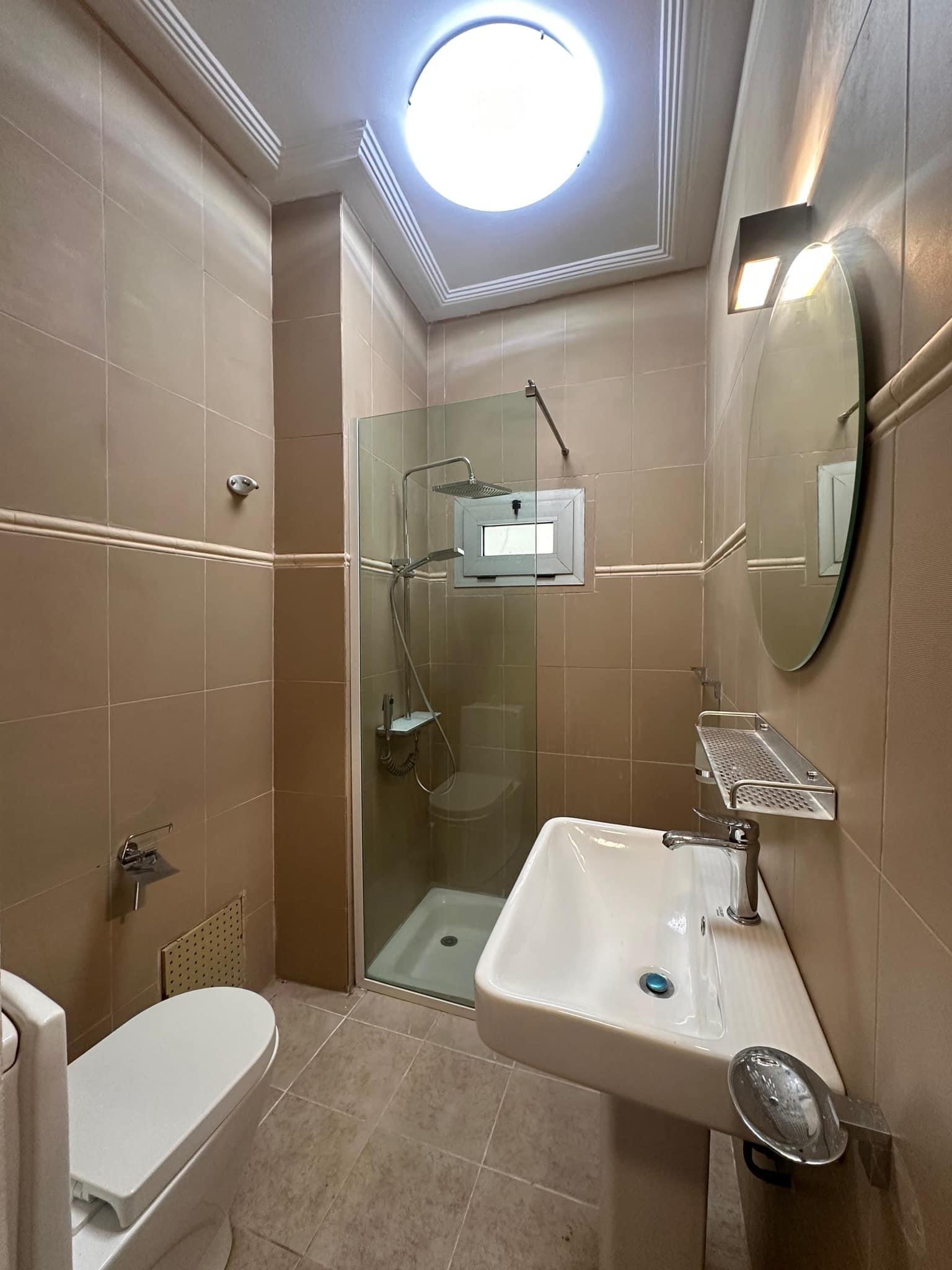 2 pieces très bon standing