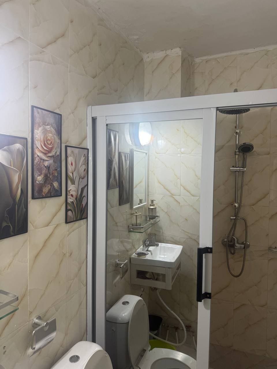 MEUBLEE 2 PIECES – COCODY RIVIERA M’BADON